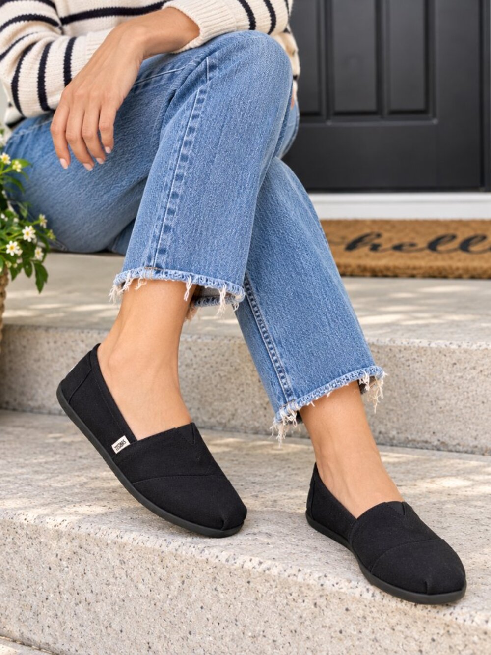TOMS Black Canvas Alpargata Slip Ons | Classic Casual Flats | Size 7.5